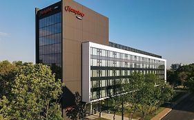 Hampton By Hilton Reduta Hotel 3*